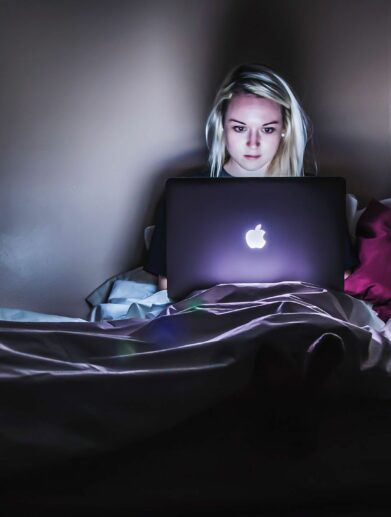 floo Doomscrolling WEB Cover 2 // floo.Magazin