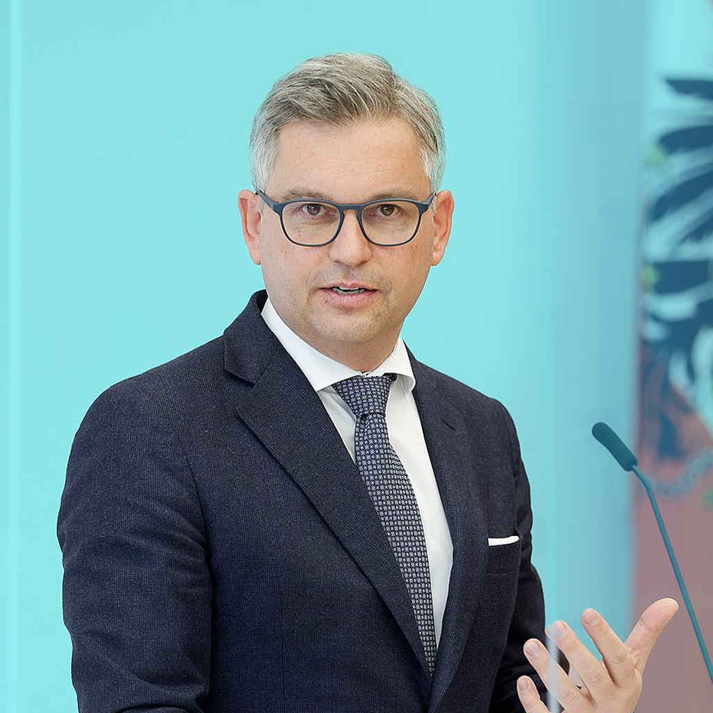 Magnus Brunner OeVP 1 // floo.Magazin