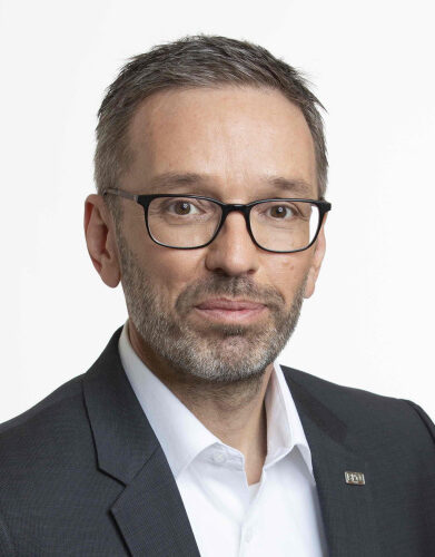 Portrait von Herbert Kickl