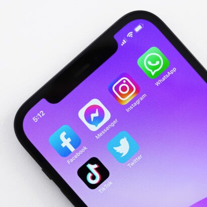 floo WEB Cover Messengerueberwachung // floo.Magazin