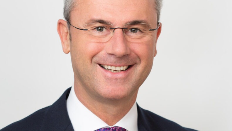 20069631 800 // floo.Magazin