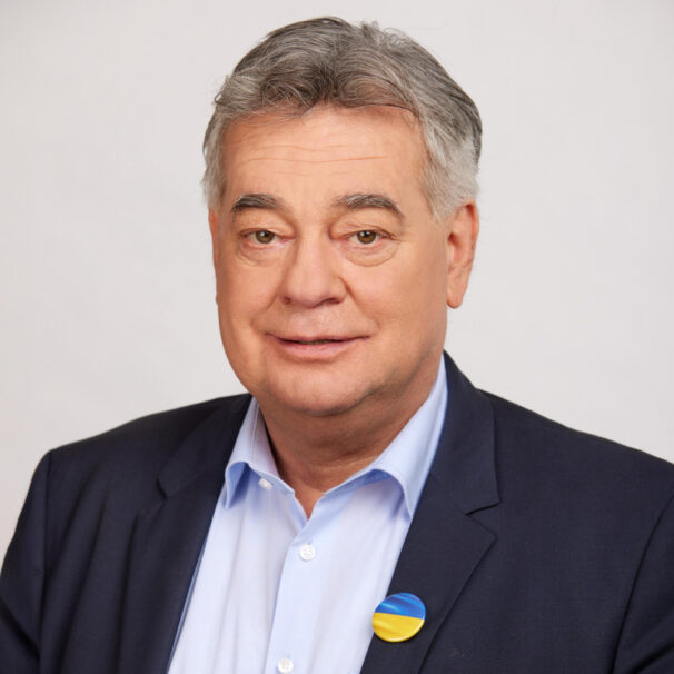 20146199 800 // floo.Magazin