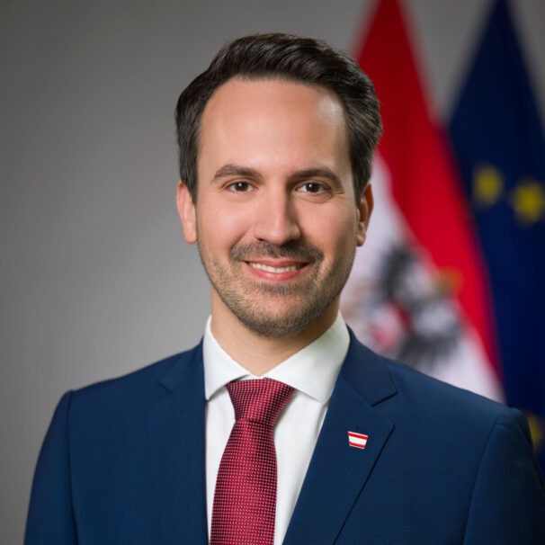 20154691 800 // floo.Magazin