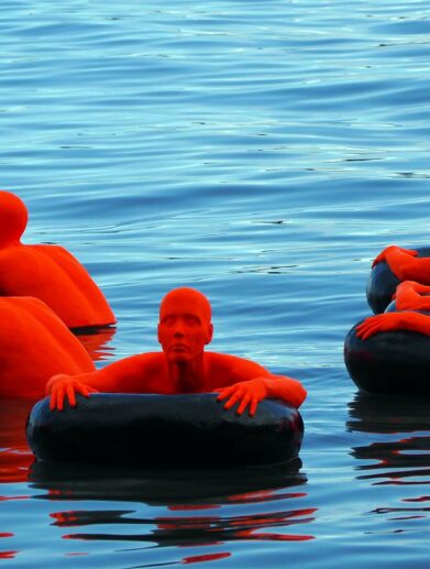 floo Gefluechtete und Wassermassen WEB Cover // floo.Magazin