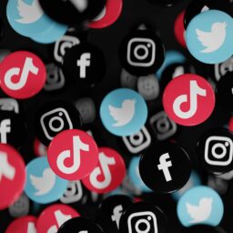 floo Shadowbans WEB Cover // floo.Magazin